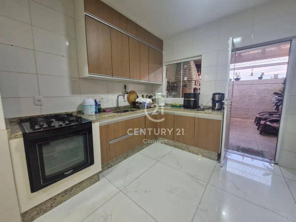 Casa, 3 quartos, 96 m² - Foto 1