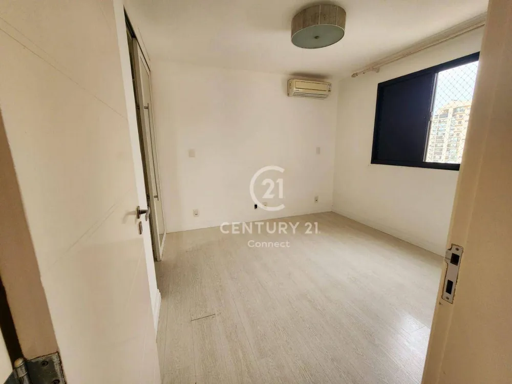 Apartamento, 3 quartos, 230 m² - Foto 1