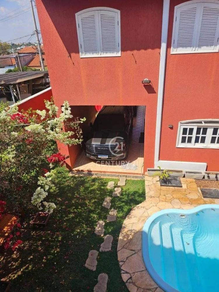 Casa, 3 quartos, 304 m² - Foto 1