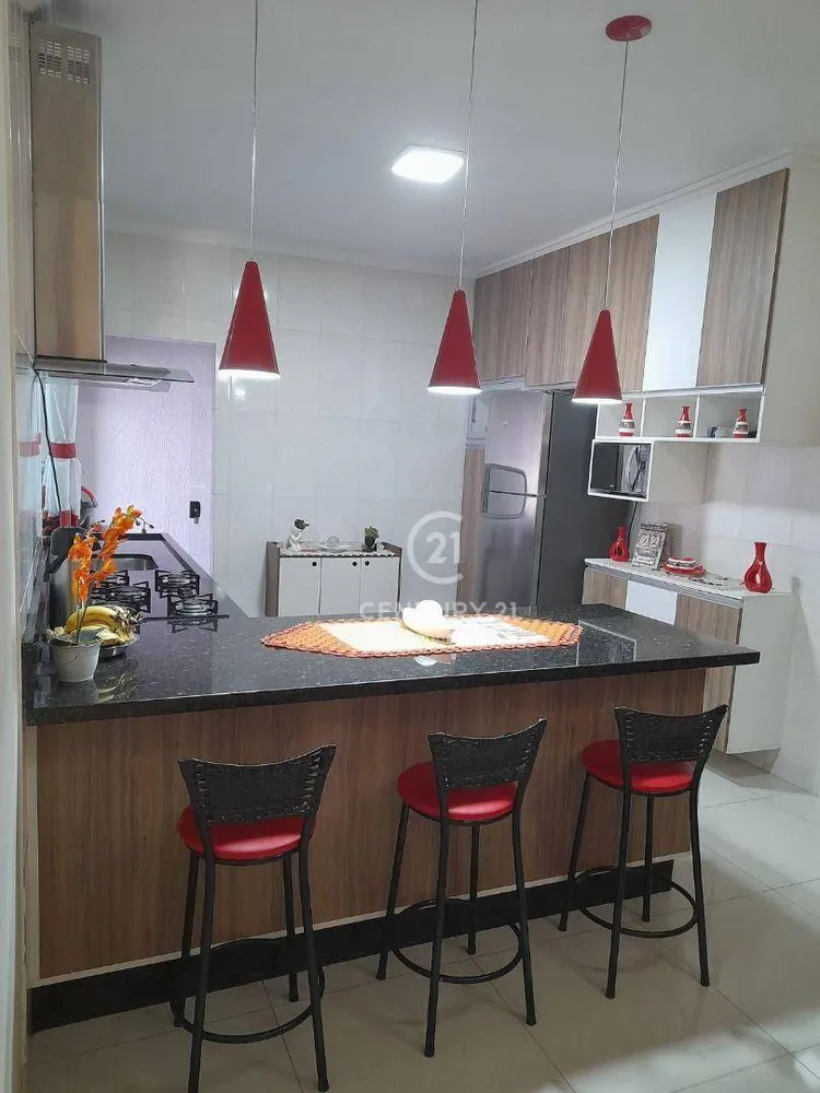 Casa, 3 quartos, 270 m² - Foto 2