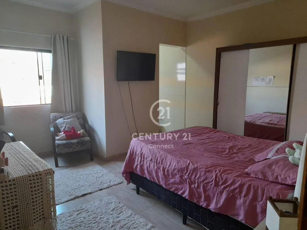Casa, 3 quartos, 270 m² - Foto 3