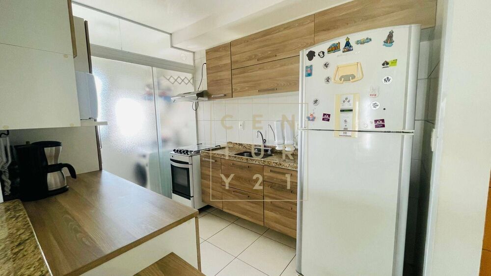 Apartamento à venda com 3 quartos, 90m² - Foto 1