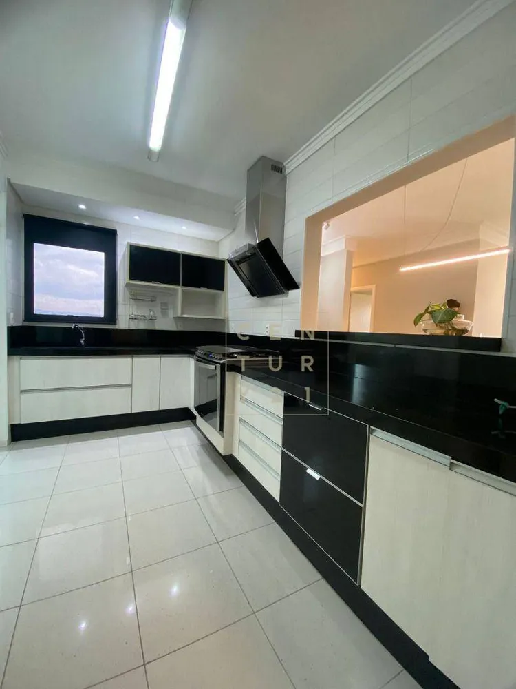 Apartamento, 3 quartos, 115 m² - Foto 1