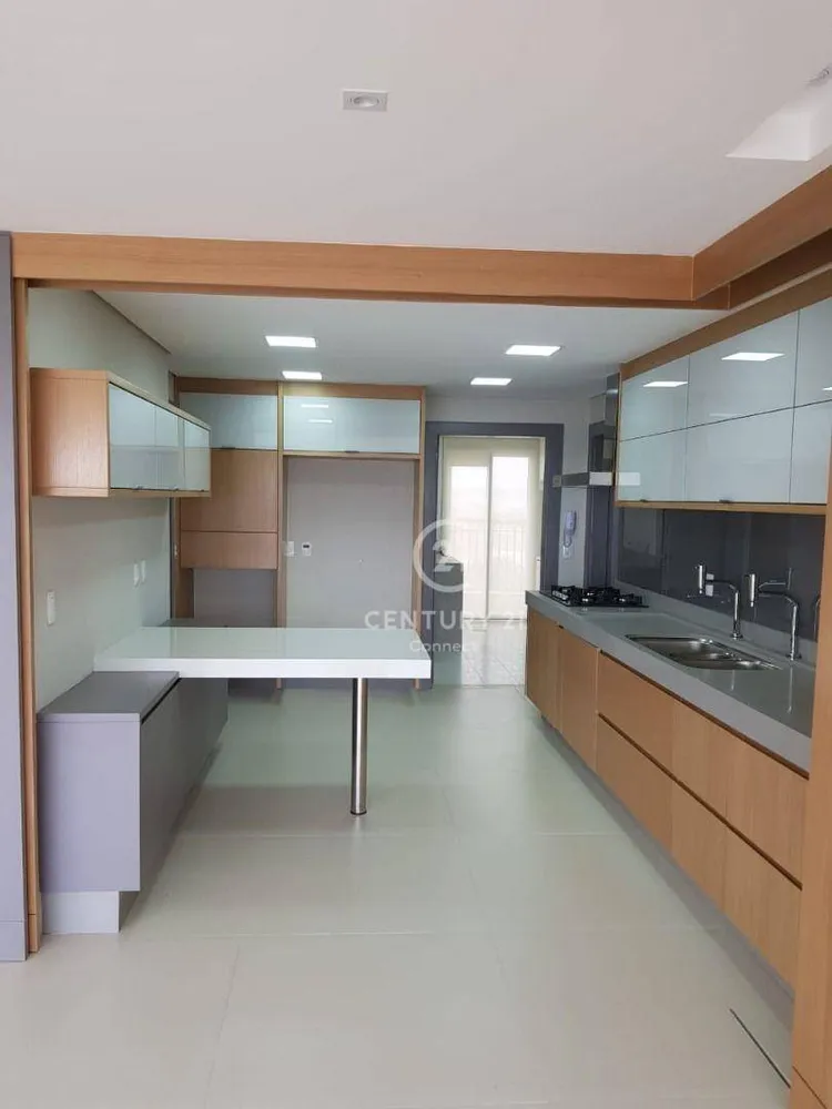 Apartamento, 3 quartos, 215 m² - Foto 6