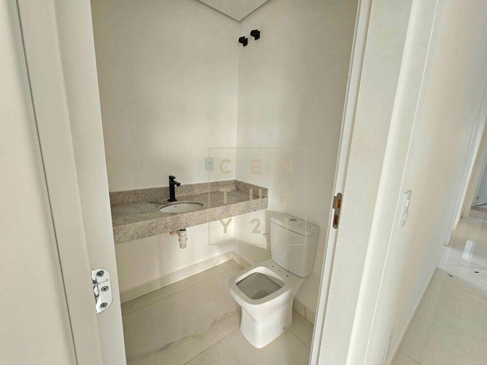 Apartamento para alugar com 4 quartos, 166m² - Foto 4