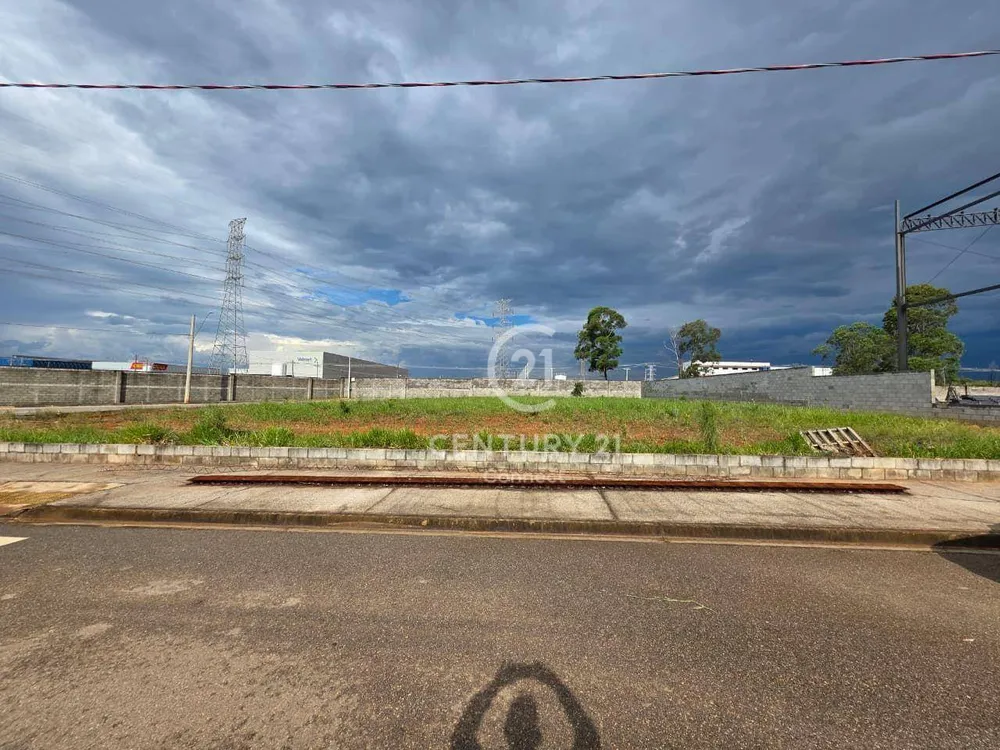 Loteamento e Condomínio, 1648 m² - Foto 1