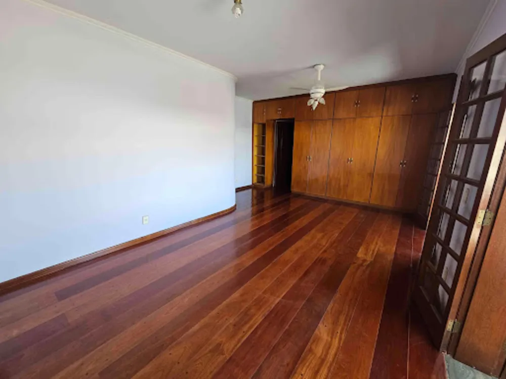 Casa, 3 quartos, 337 m² - Foto 2