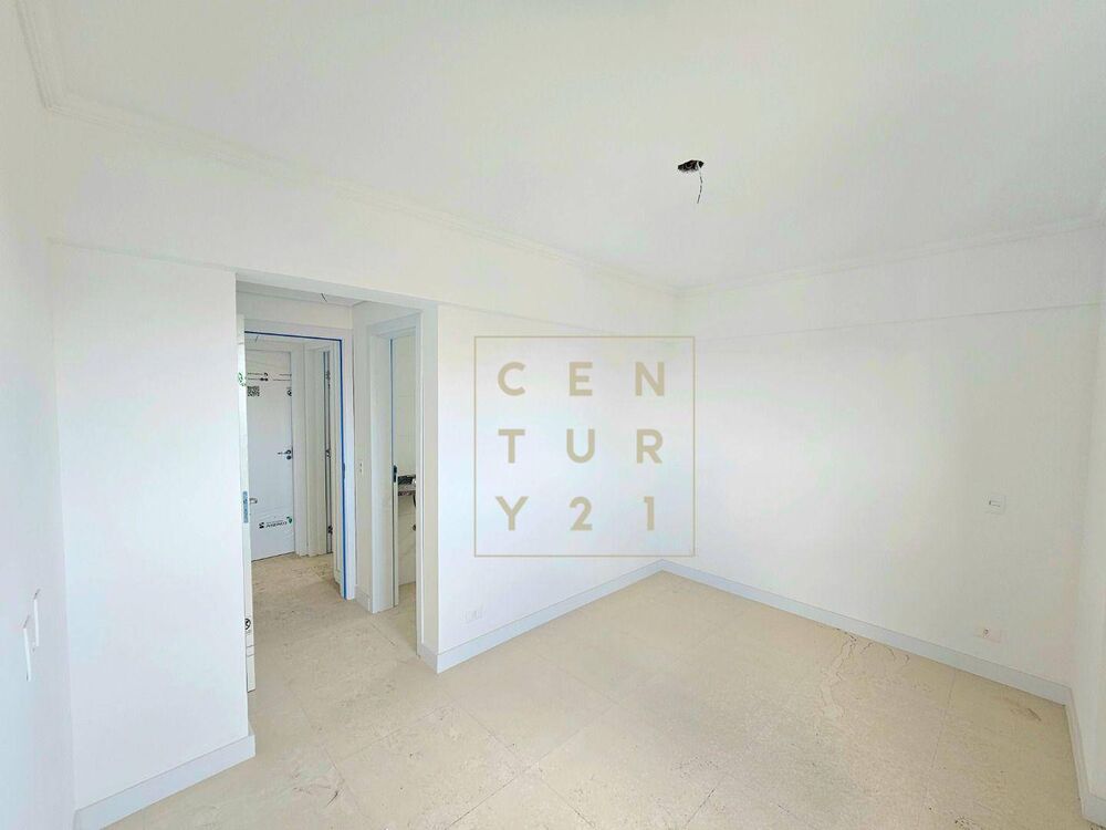 Apartamento à venda com 2 quartos, 64m² - Foto 4