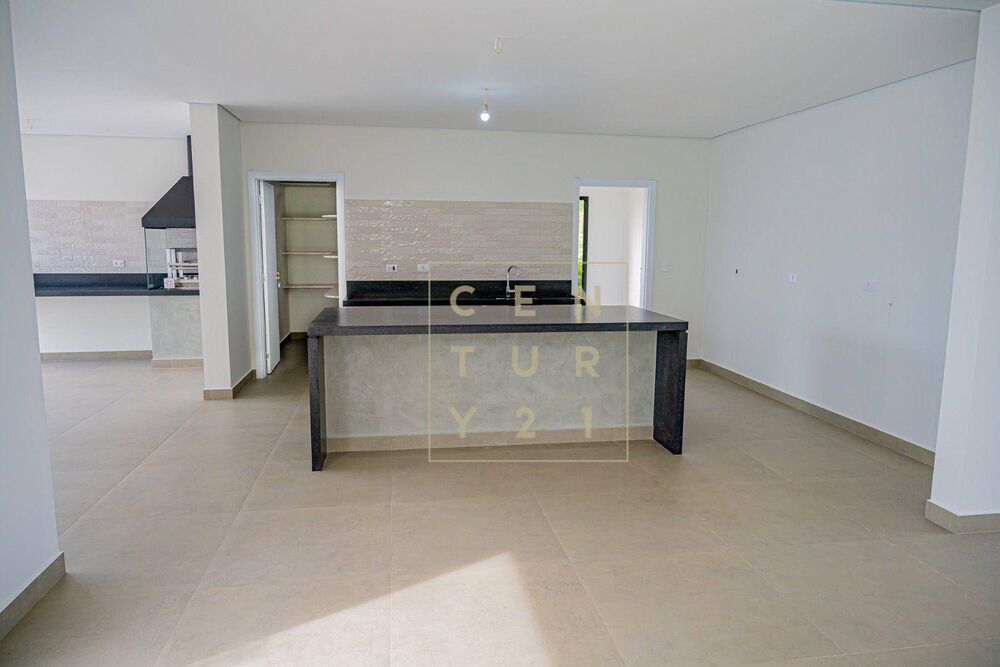 Casa de Condomínio à venda com 3 quartos, 378m² - Foto 3