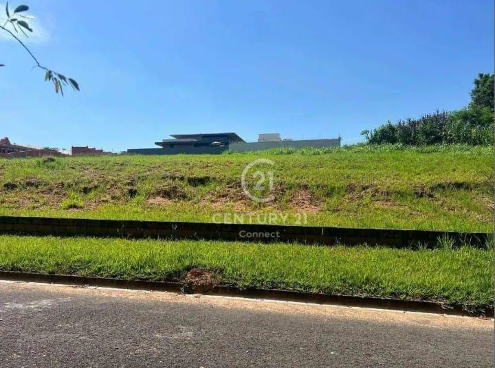 Loteamento e Condomínio, 1000 m² - Foto 1