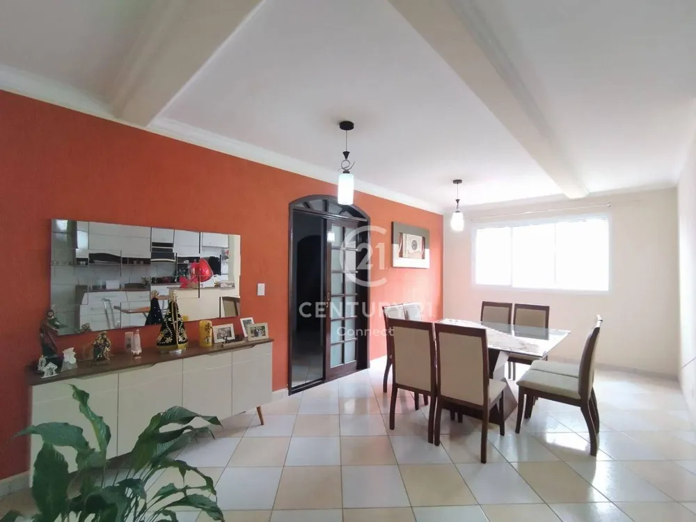 Casa, 3 quartos, 230 m² - Foto 3