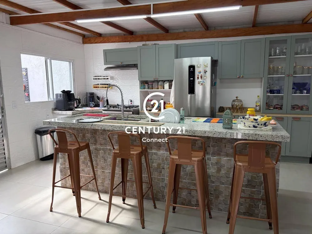 Casa, 4 quartos, 173 m² - Foto 2