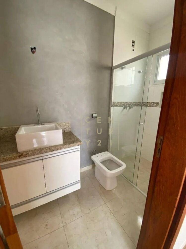 Casa de Condomínio para alugar com 3 quartos, 250m² - Foto 6