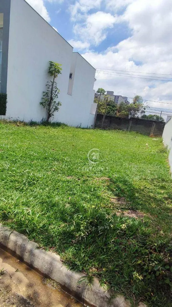 Loteamento e Condomínio, 200 m² - Foto 1