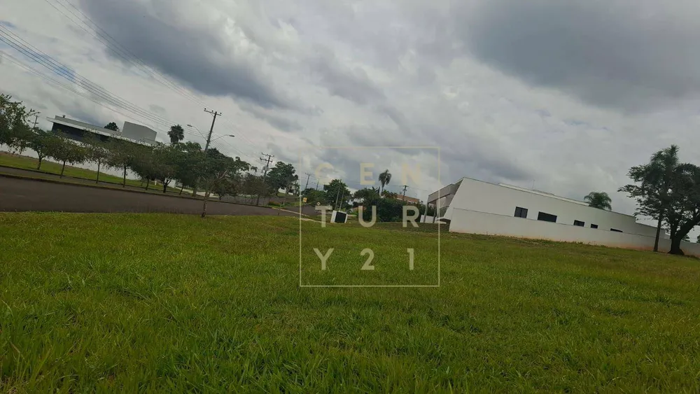 Loteamento e Condomínio, 1100 m² - Foto 1
