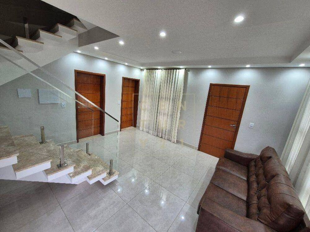 Casa de Condomínio à venda com 4 quartos, 304m² - Foto 4