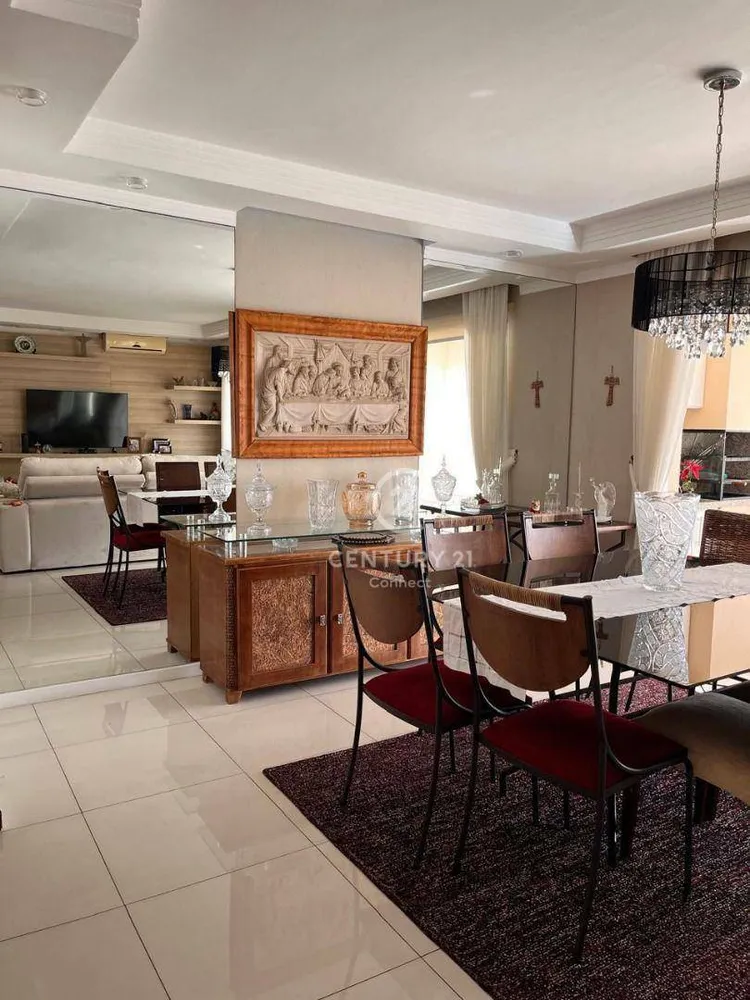 Apartamento, 3 quartos, 135 m² - Foto 1