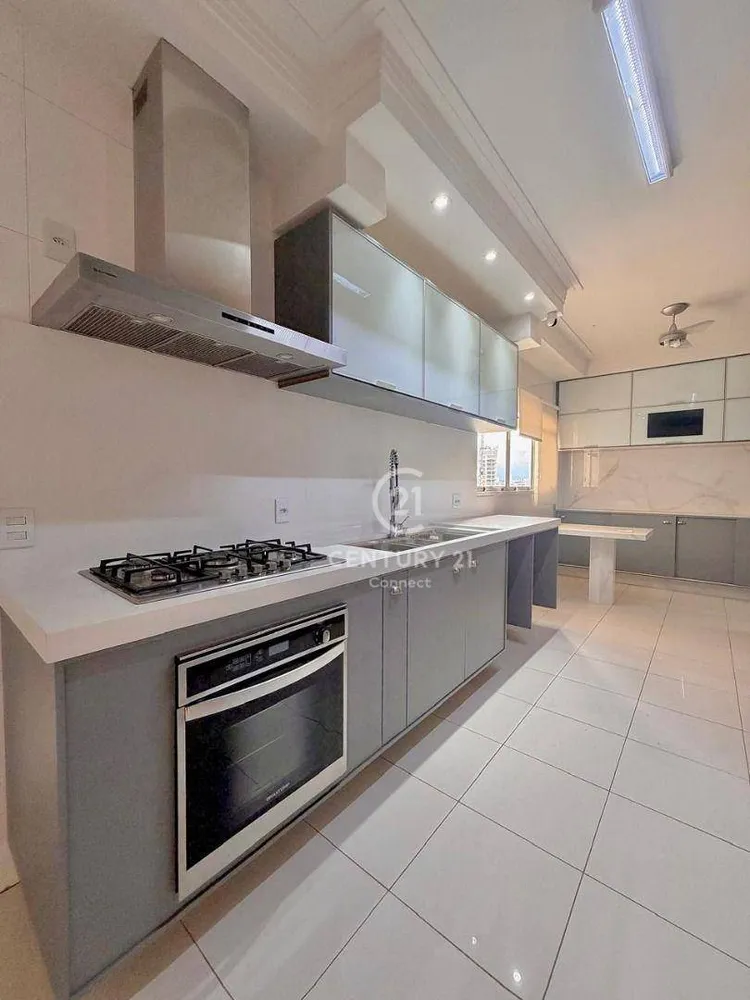 Apartamento, 3 quartos, 247 m² - Foto 6