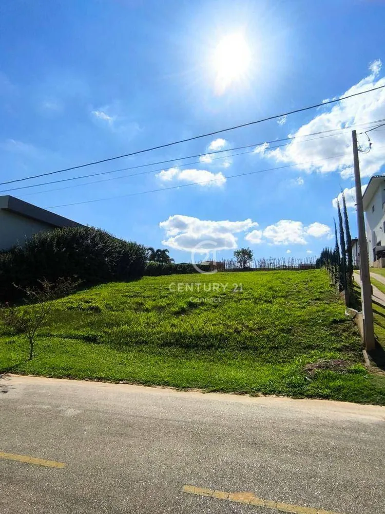 Loteamento e Condomínio, 1100 m² - Foto 1