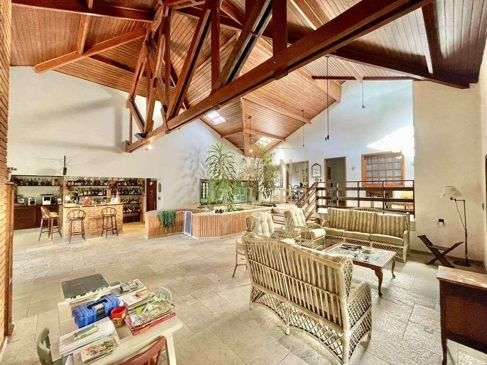 Casa, 5 quartos, 923 m² - Foto 1