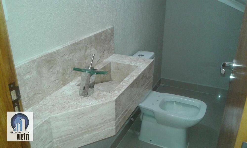 Sobrado, 3 quartos, 180 m² - Foto 1