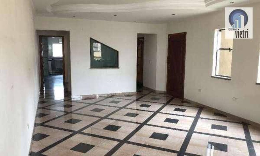 Sobrado à venda com 3 quartos, 300m² - Foto 4