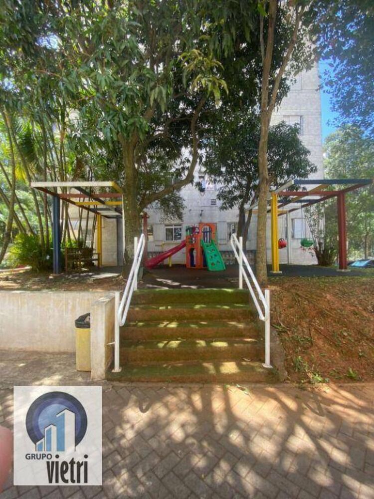 Apartamento à venda com 2 quartos, 42m² - Foto 1