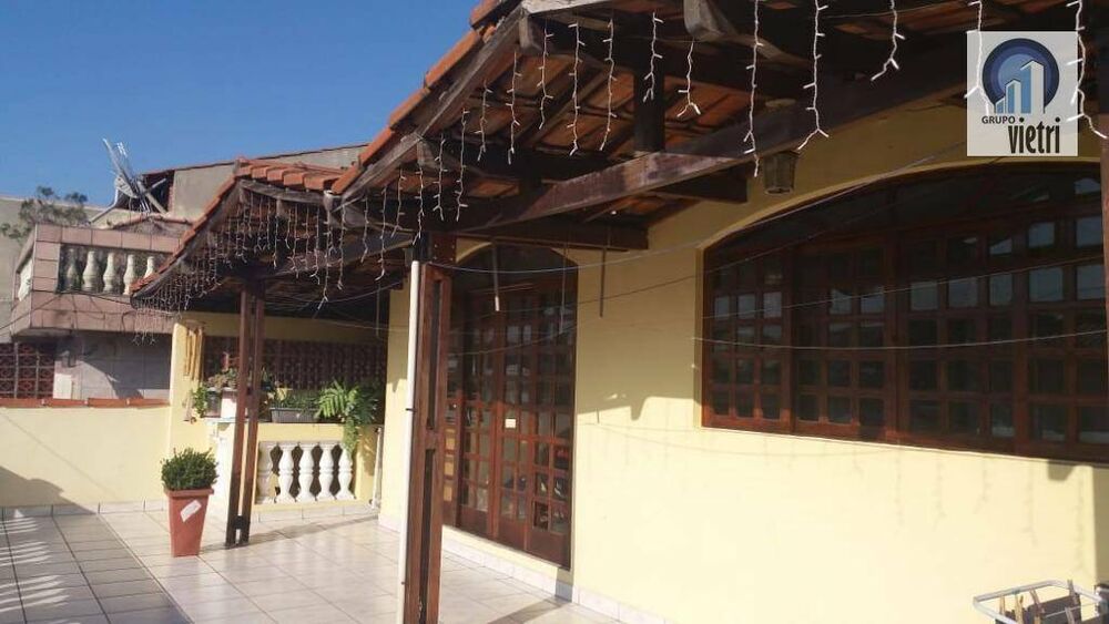 Casa, 4 quartos, 252 m² - Foto 2