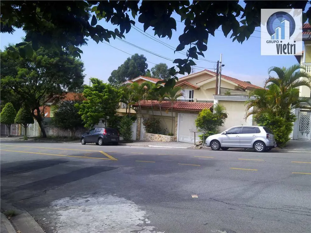 Sobrado, 3 quartos, 310 m² - Foto 1