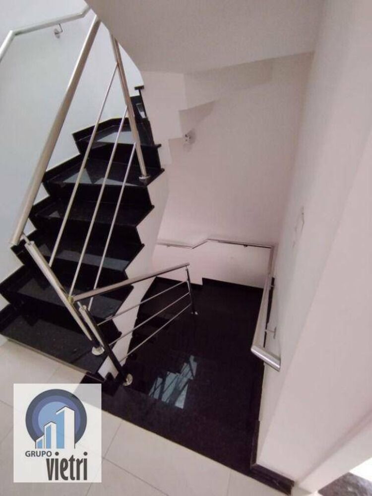Sobrado à venda com 3 quartos, 200m² - Foto 6