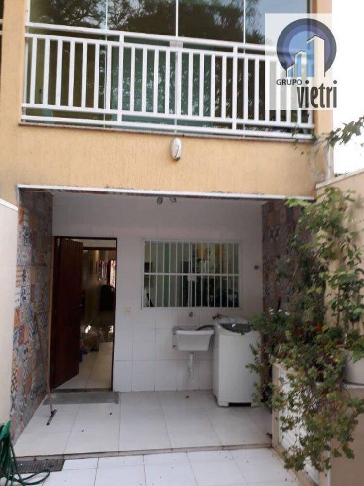 Sobrado à venda com 3 quartos, 125m² - Foto 1