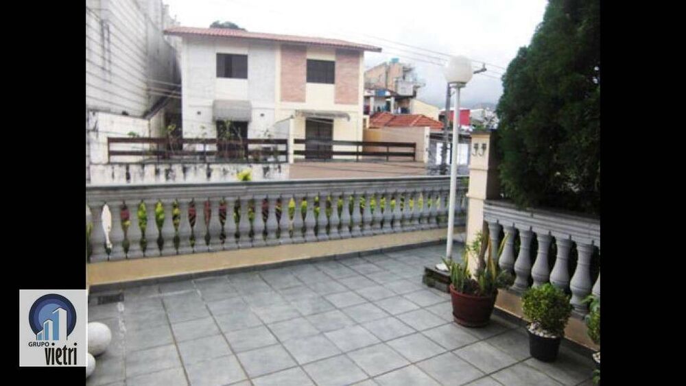 Casa, 3 quartos, 256 m² - Foto 1