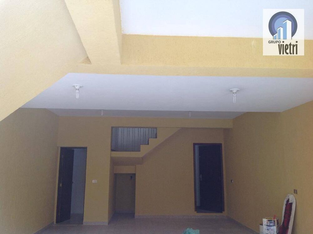 Sobrado, 3 quartos, 205 m² - Foto 1