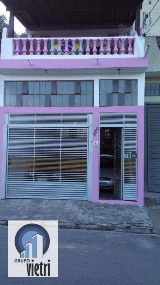 Sobrado, 3 quartos, 220 m² - Foto 1