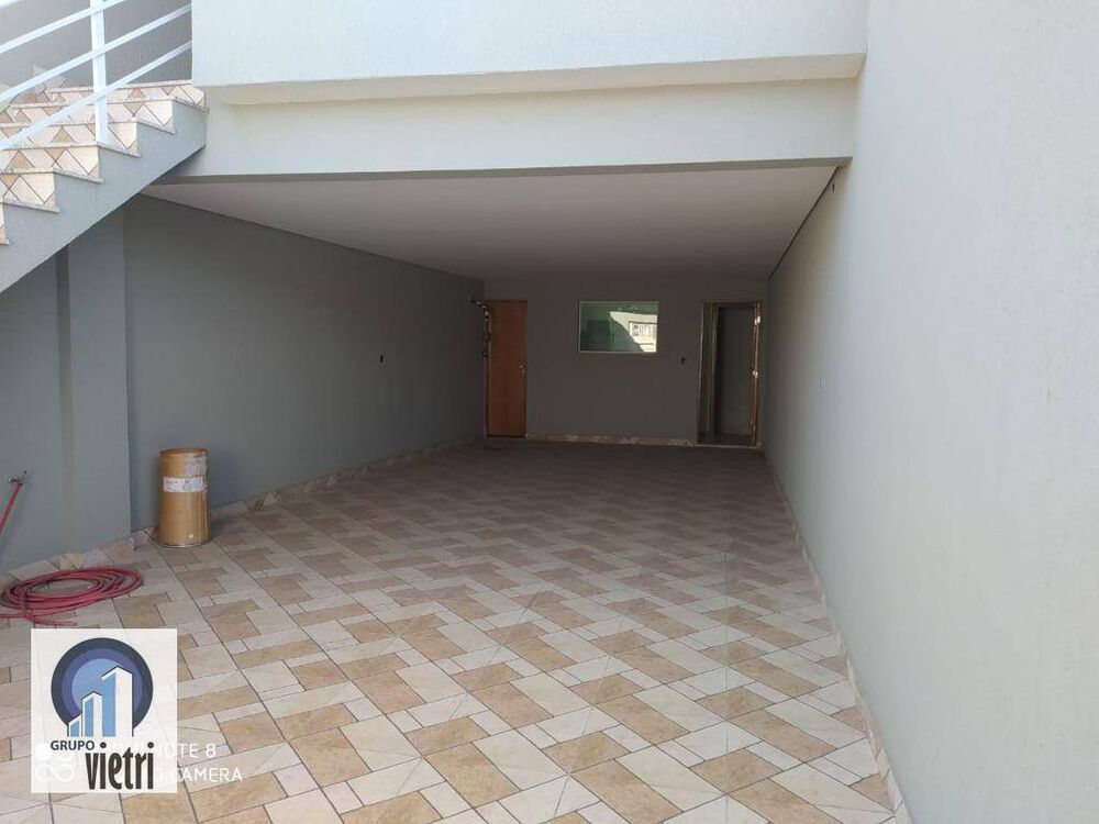 Sobrado, 3 quartos, 200 m² - Foto 2