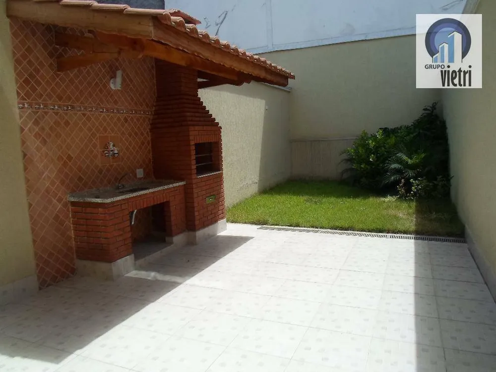 Sobrado, 3 quartos, 210 m² - Foto 1