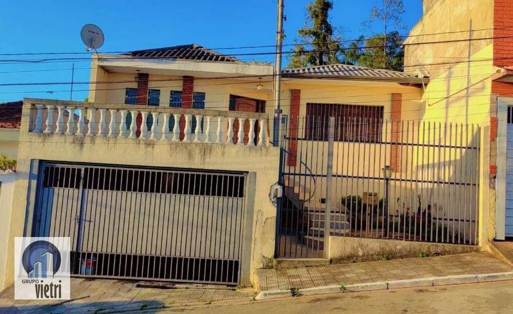 Casa, 3 quartos, 180 m² - Foto 1