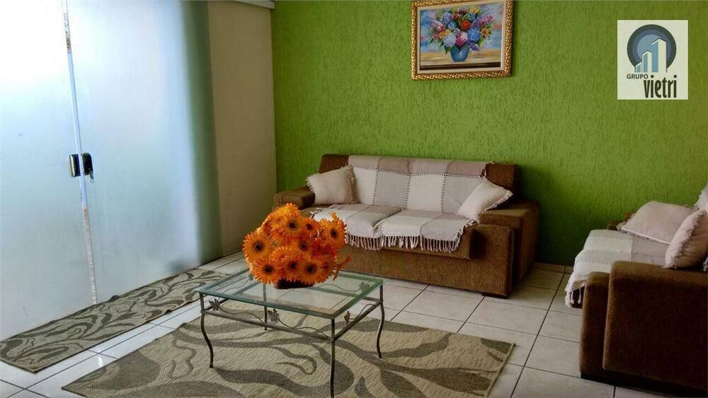 Sobrado, 3 quartos, 270 m² - Foto 1