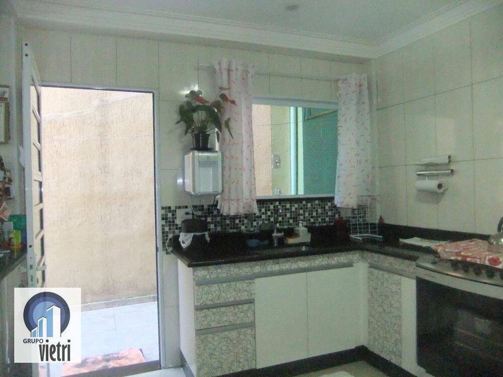 Sobrado, 3 quartos, 178 m² - Foto 1