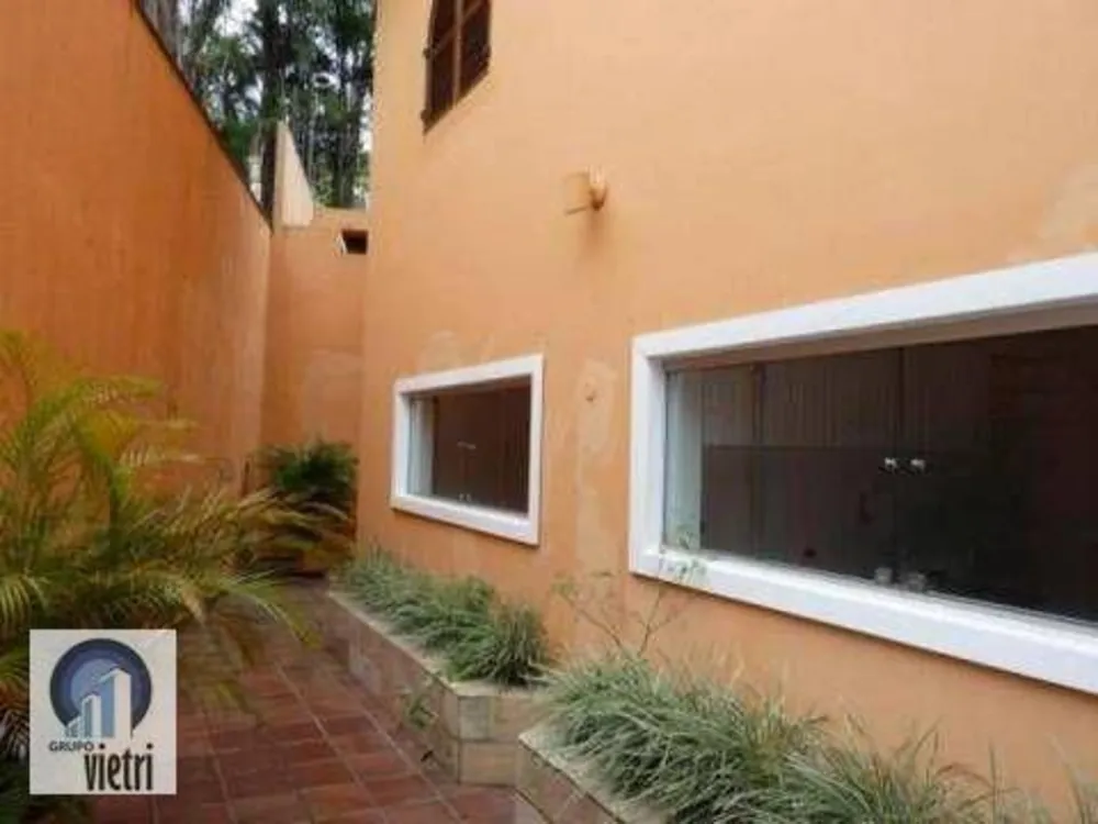 Sobrado, 4 quartos, 560 m² - Foto 1