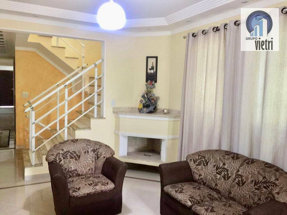 Sobrado, 3 quartos, 240 m² - Foto 2