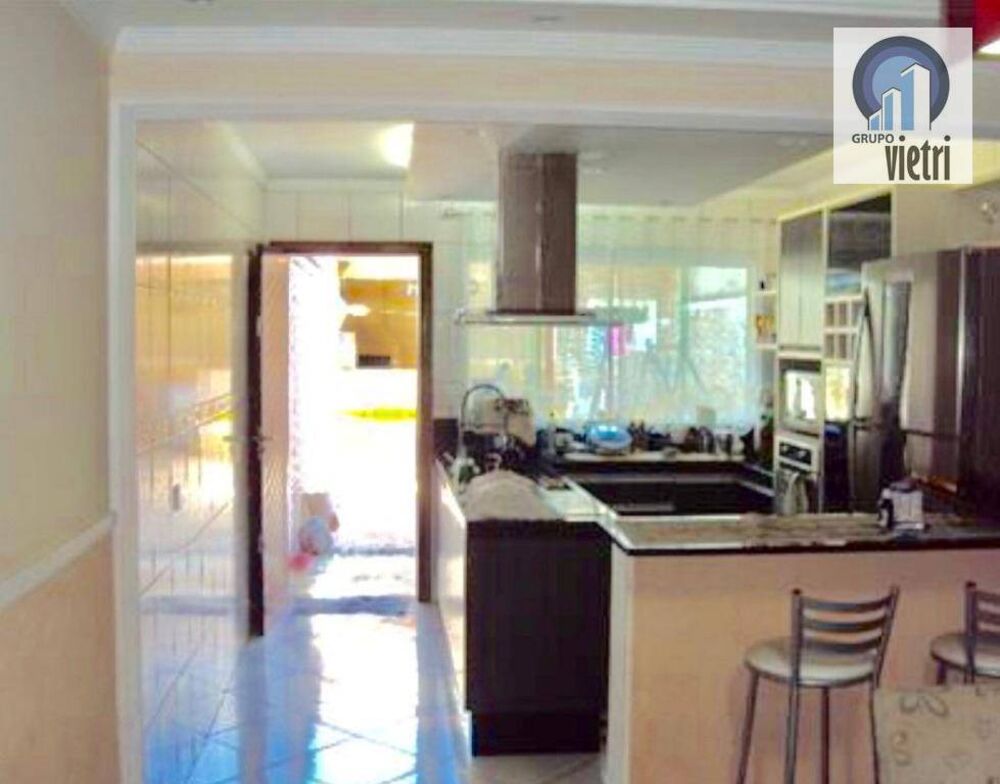 Sobrado, 3 quartos, 240 m² - Foto 4
