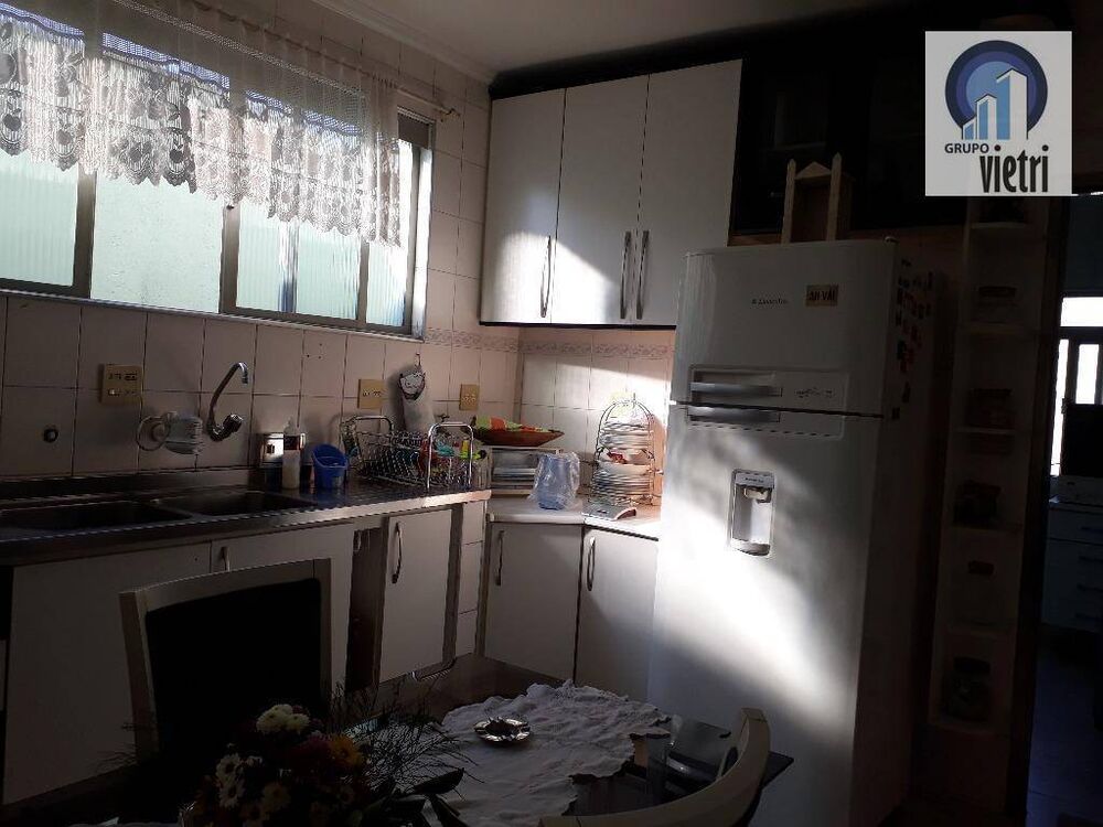 Sobrado, 3 quartos, 210 m² - Foto 1