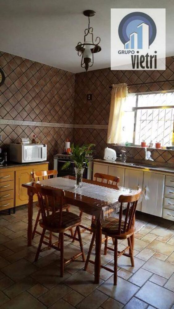 Sobrado, 2 quartos, 330 m² - Foto 2