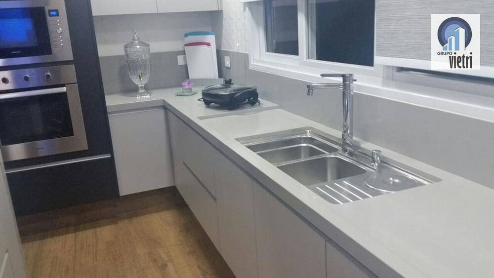 Casa, 4 quartos, 630 m² - Foto 1
