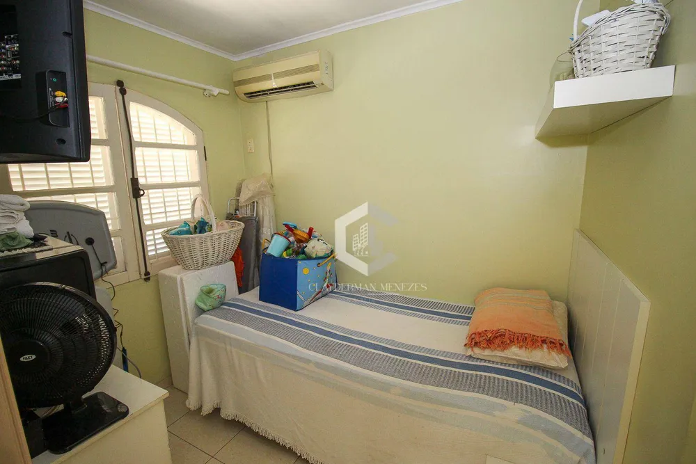 Casa, 5 quartos, 237 m² - Foto 3