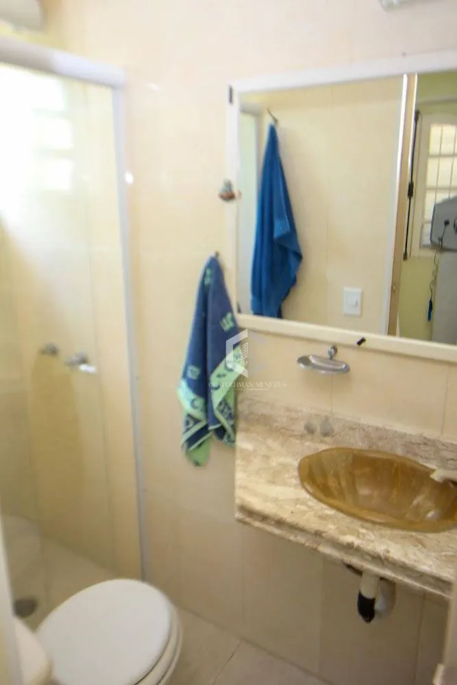 Casa, 5 quartos, 237 m² - Foto 1