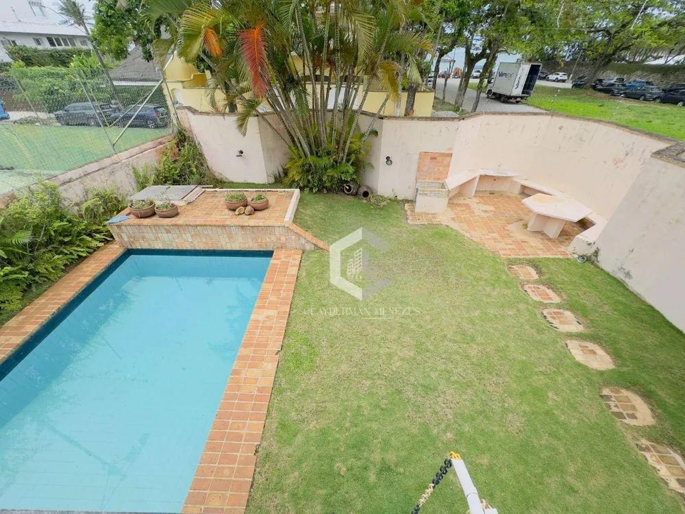 Casa, 5 quartos, 345 m² - Foto 4