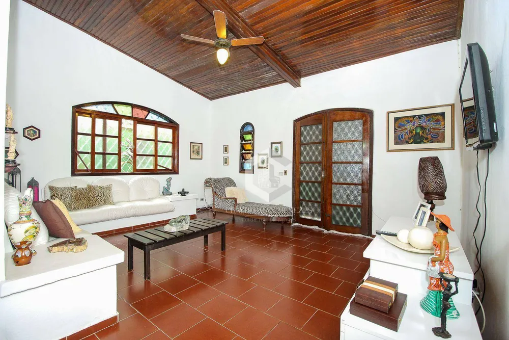 Casa, 3 quartos, 209 m² - Foto 2