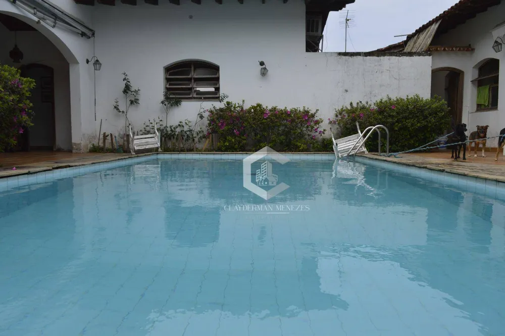Casa, 5 quartos, 249 m² - Foto 4